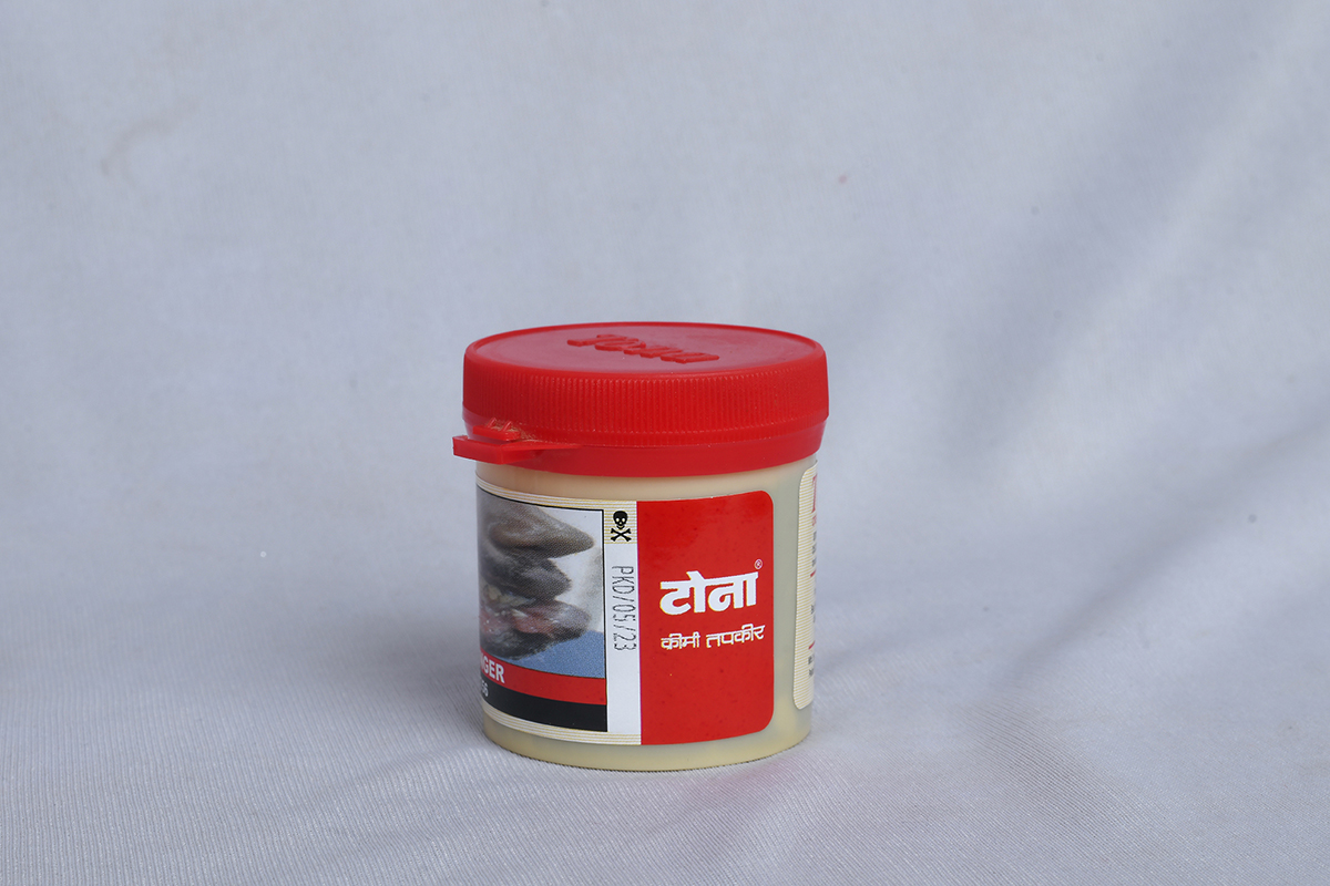 Tona Creamy Snuff Jar in India